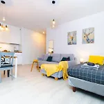 Apartmán Sempre Warszawa-smart Tv-netflix-amazing Location Varšava