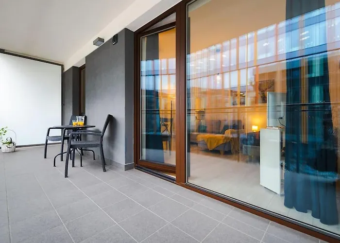 Sempre Warszawa-smart Tv-netflix-amazing Location *