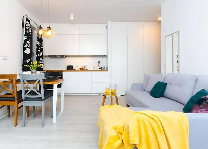 Sempre Warszawa-smart Tv-netflix-amazing Location Warszawa